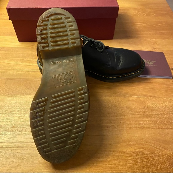 Dr Martens 1461 made in England - Picture 6 of 15